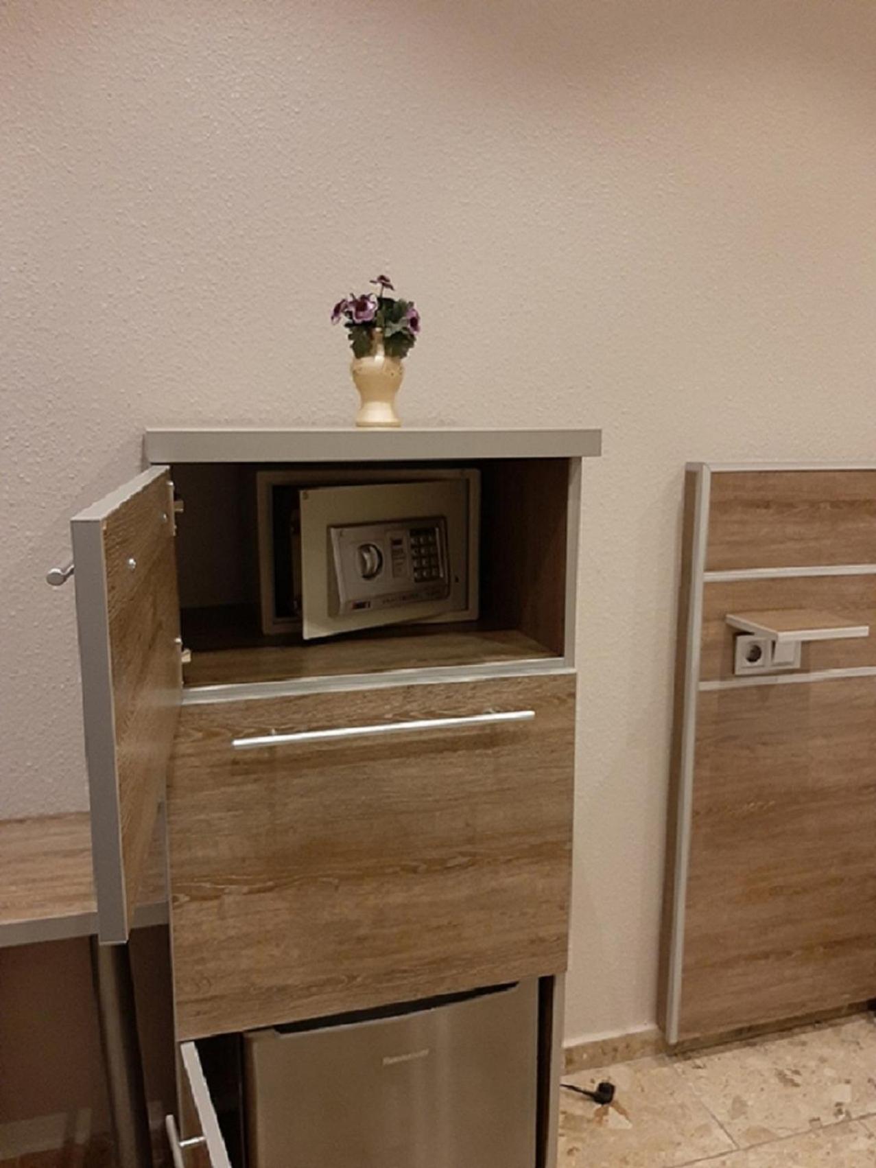 马瓦尼酒店 Hajdúszoboszló 外观 照片
