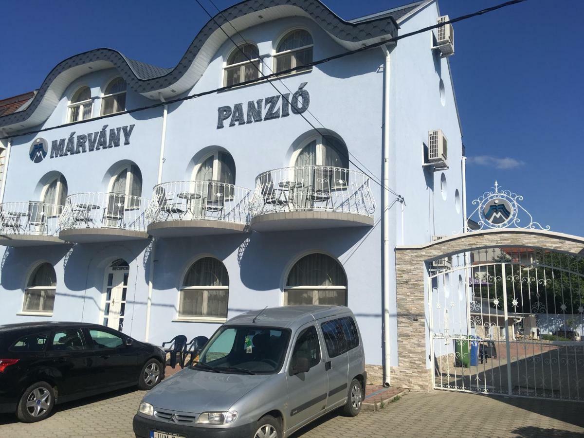 马瓦尼酒店 Hajdúszoboszló 外观 照片